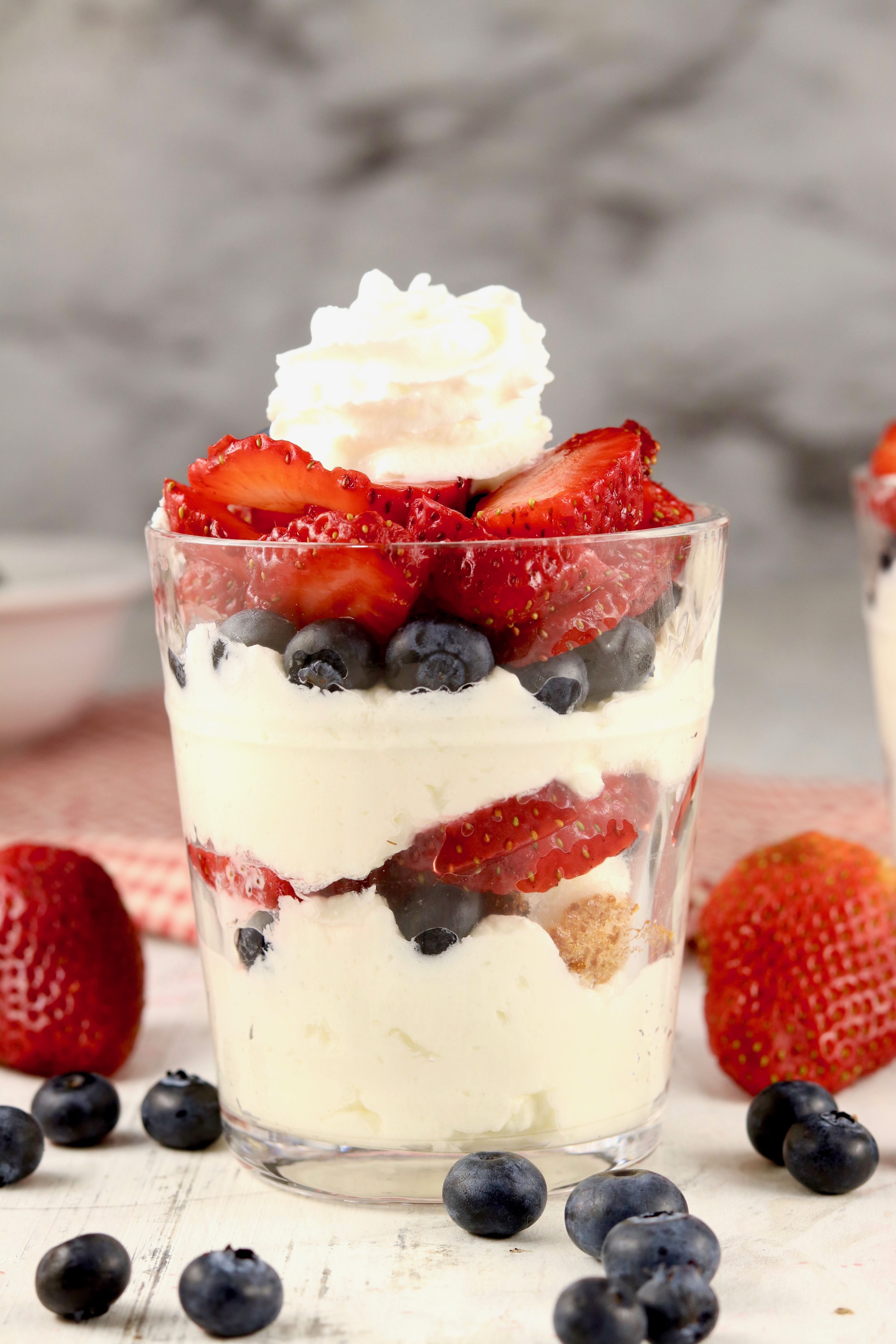 Summer Berry No-Bake Cheesecake Parfaits