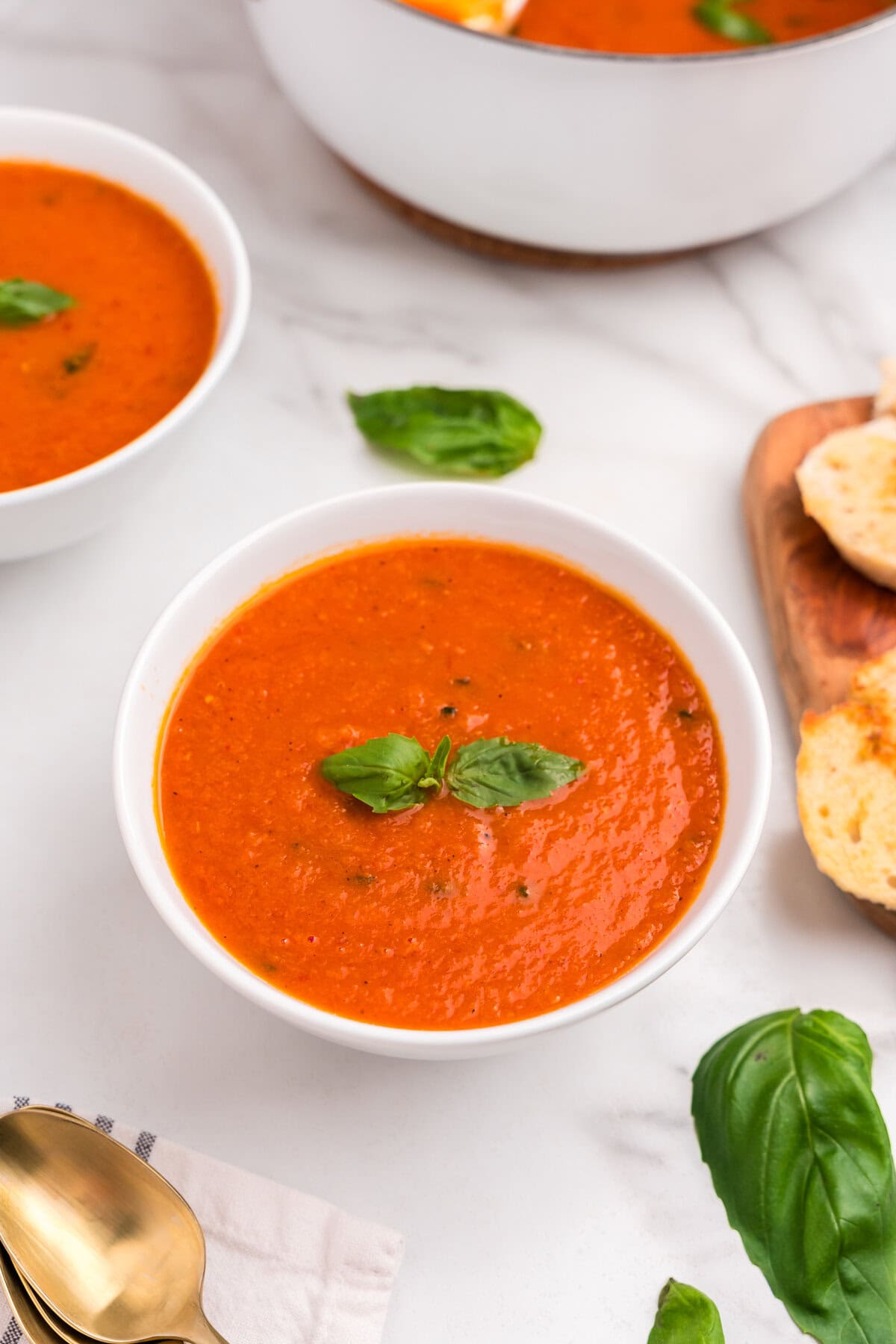 Slow-Simmered Tomato Basil Soup with Fresh Herbs