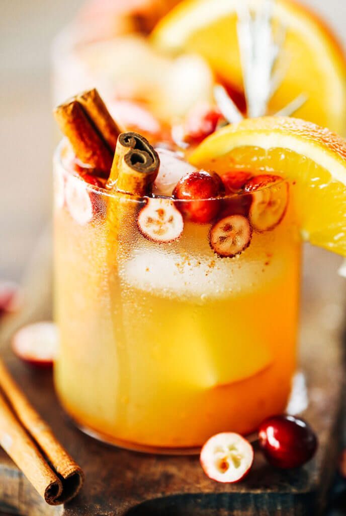 Shaken Citrus-Apple Sparkler
