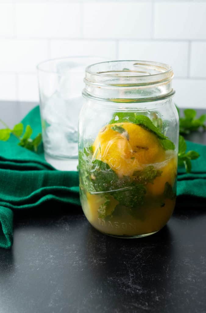 Herb-Infused Gin Daisy with Fresh Citrus