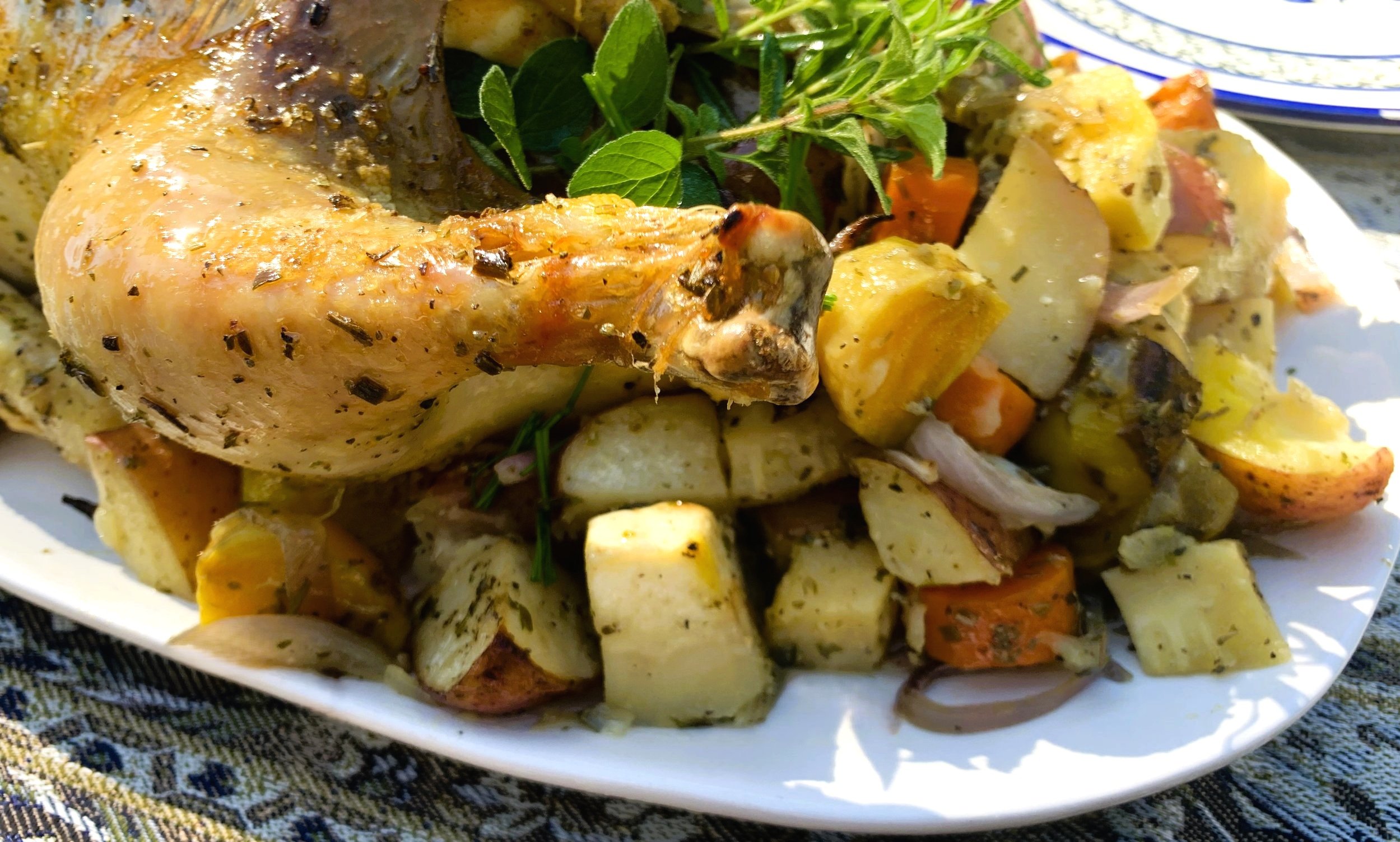 Slow Cooker Herb Chicken and Root Vegetable Medley