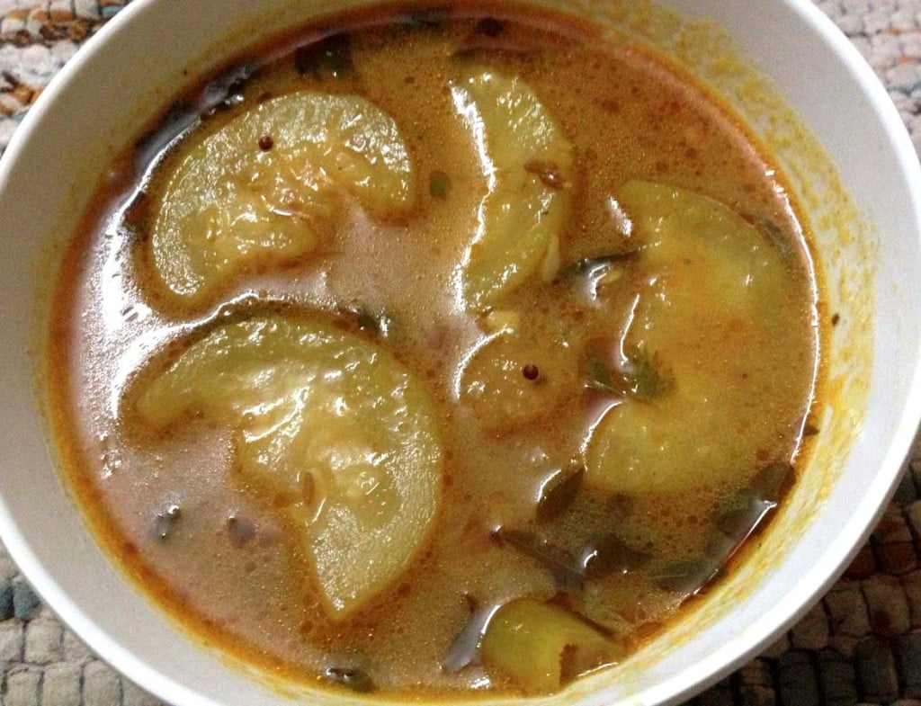 Stewed Bottle Gourd with Turmeric and Mustard Seed Tempering