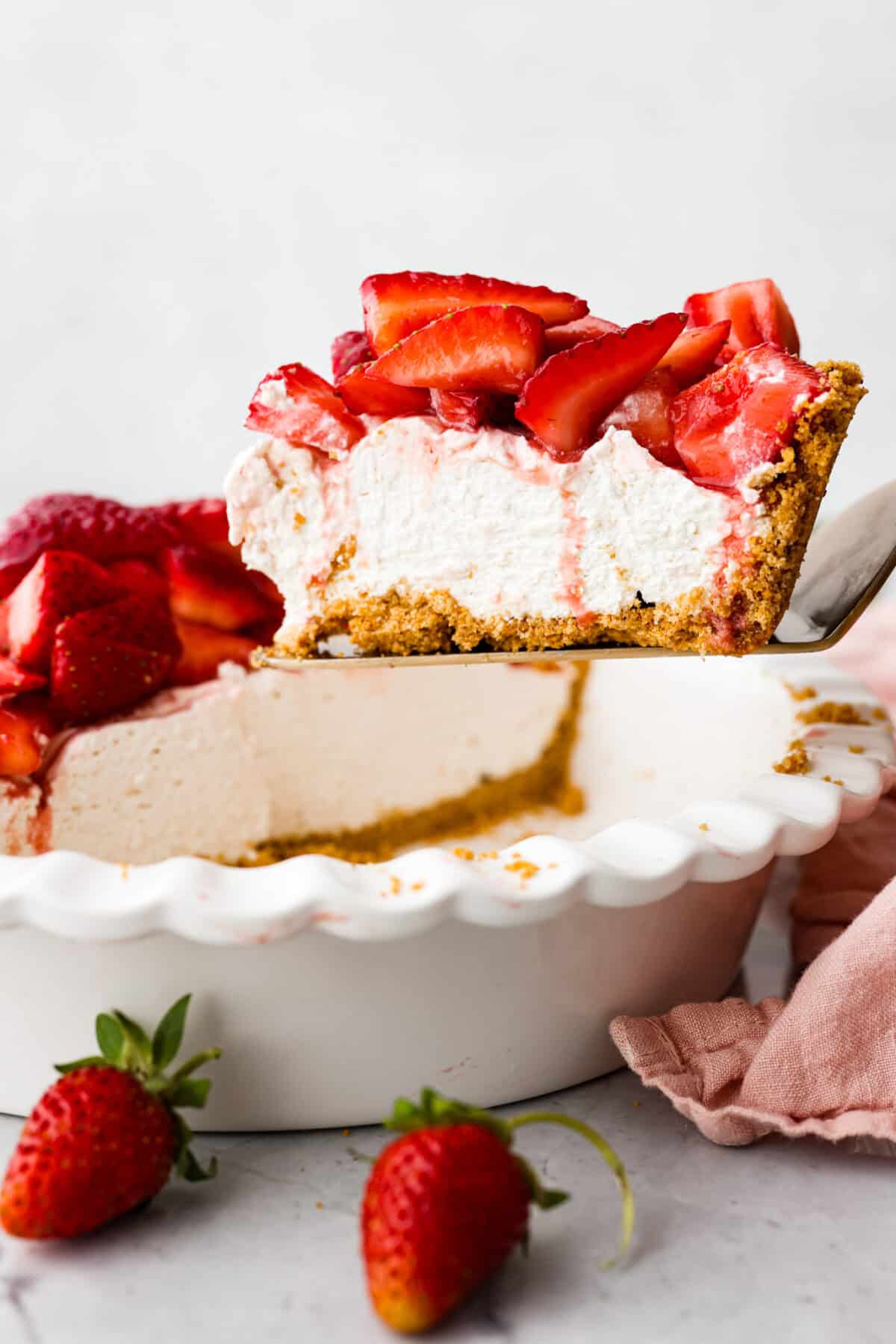 No-Bake Strawberry Cream Cheese Tart