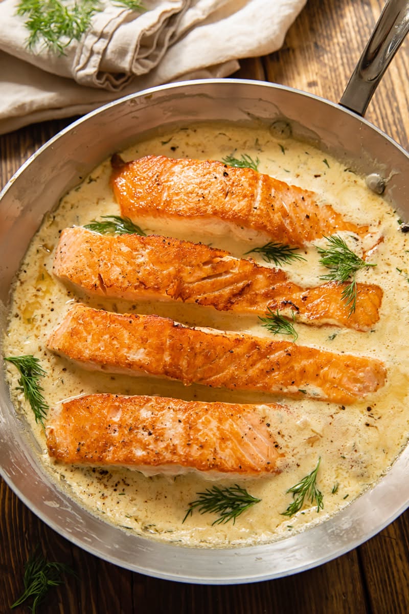 Pan-Seared Salmon with Lemon Dill Cream Sauce