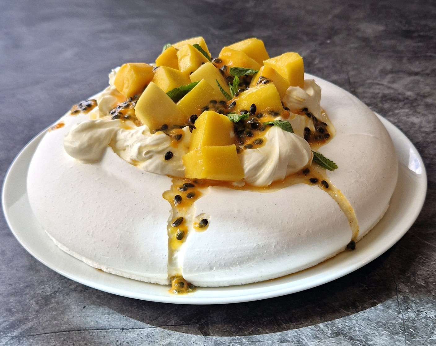 Pavlova with Passionsfruit Curd and Whipped Cream