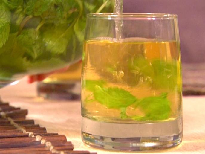 Honey-Lime Mint Iced Tea
