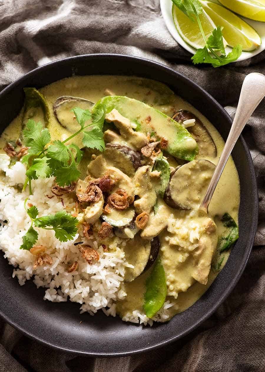 Hot and Tangy Thai Green Curry with Eggplant
