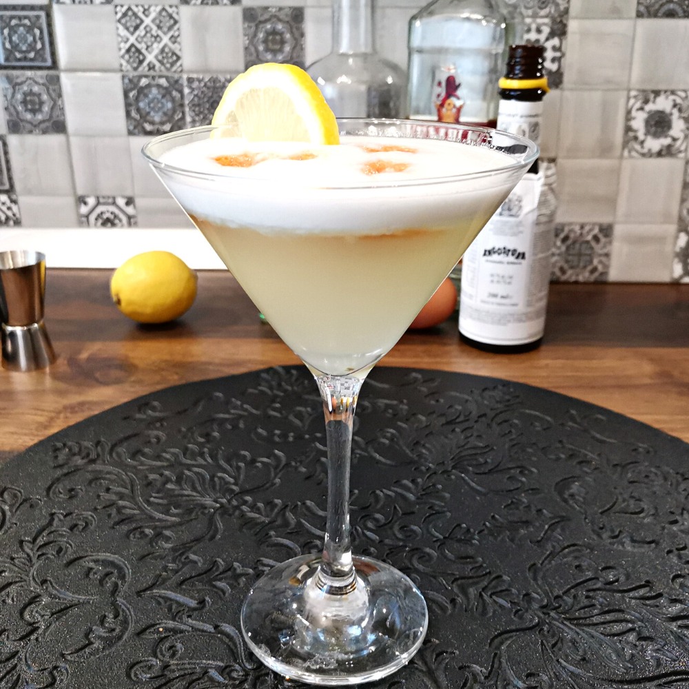 Honey Cardamom Gin Sour