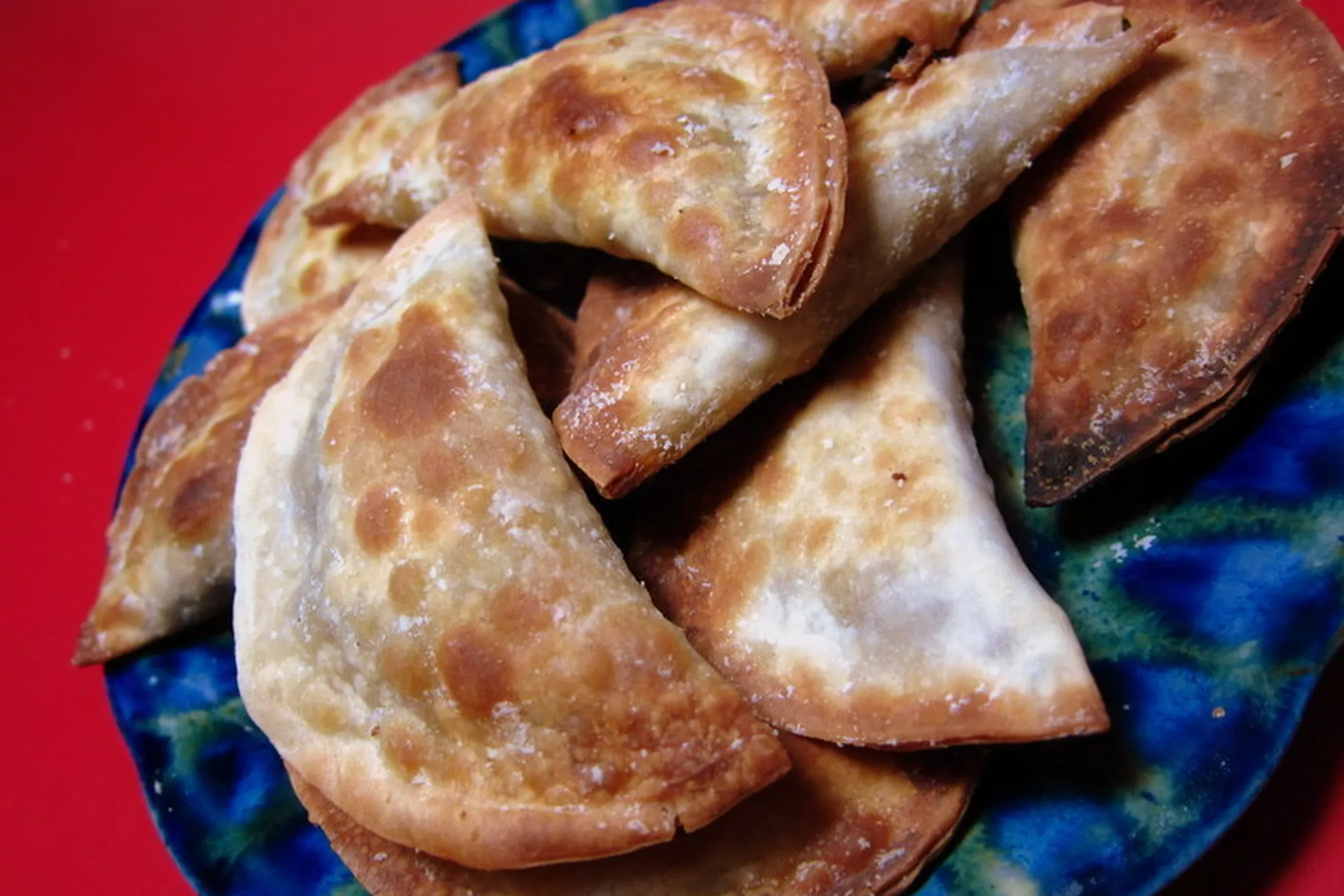 Injera-Crusted Lentil Sambusas