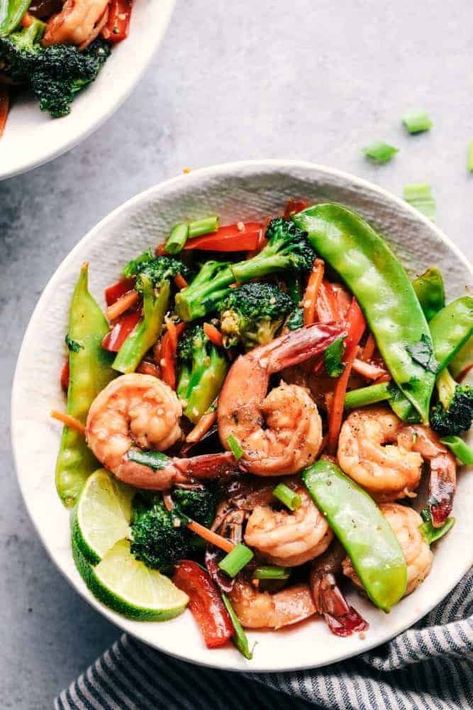Quick Stir-Fried Garlic Shrimp with Broccoli and Bell Pepper