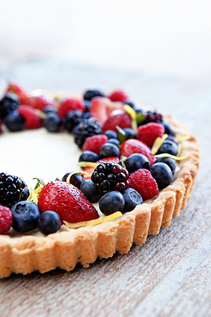 No-Bake Berry Mascarpone Tart with Almond Crust