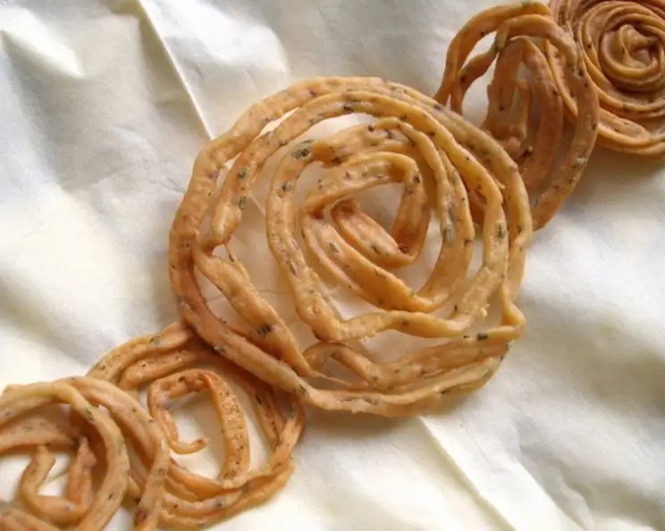 Manapparai Murukku Crisped with Sesame and Asafoetida