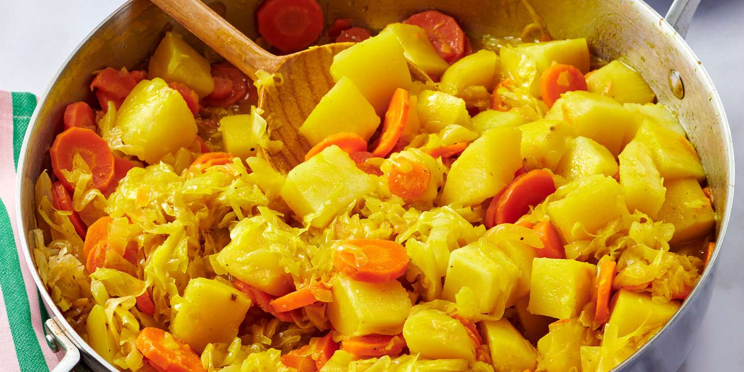 Ethiopian Chickpea and Cabbage Atkilt Stew