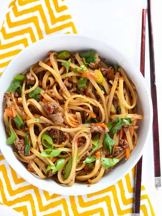 Stir-Fried Rice Noodles with Charred Beef and Scallions