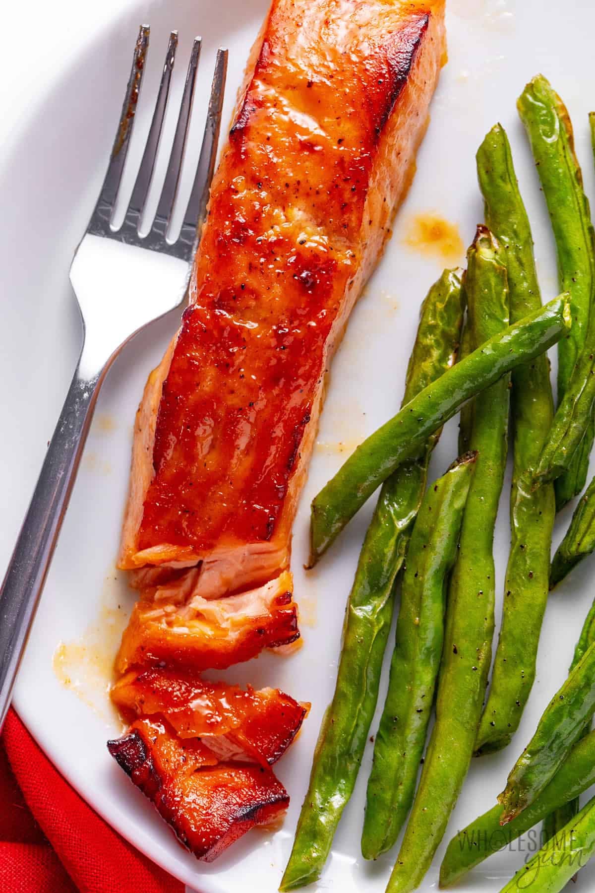 Baked Maple-Glazed Salmon with Garlic Green Beans