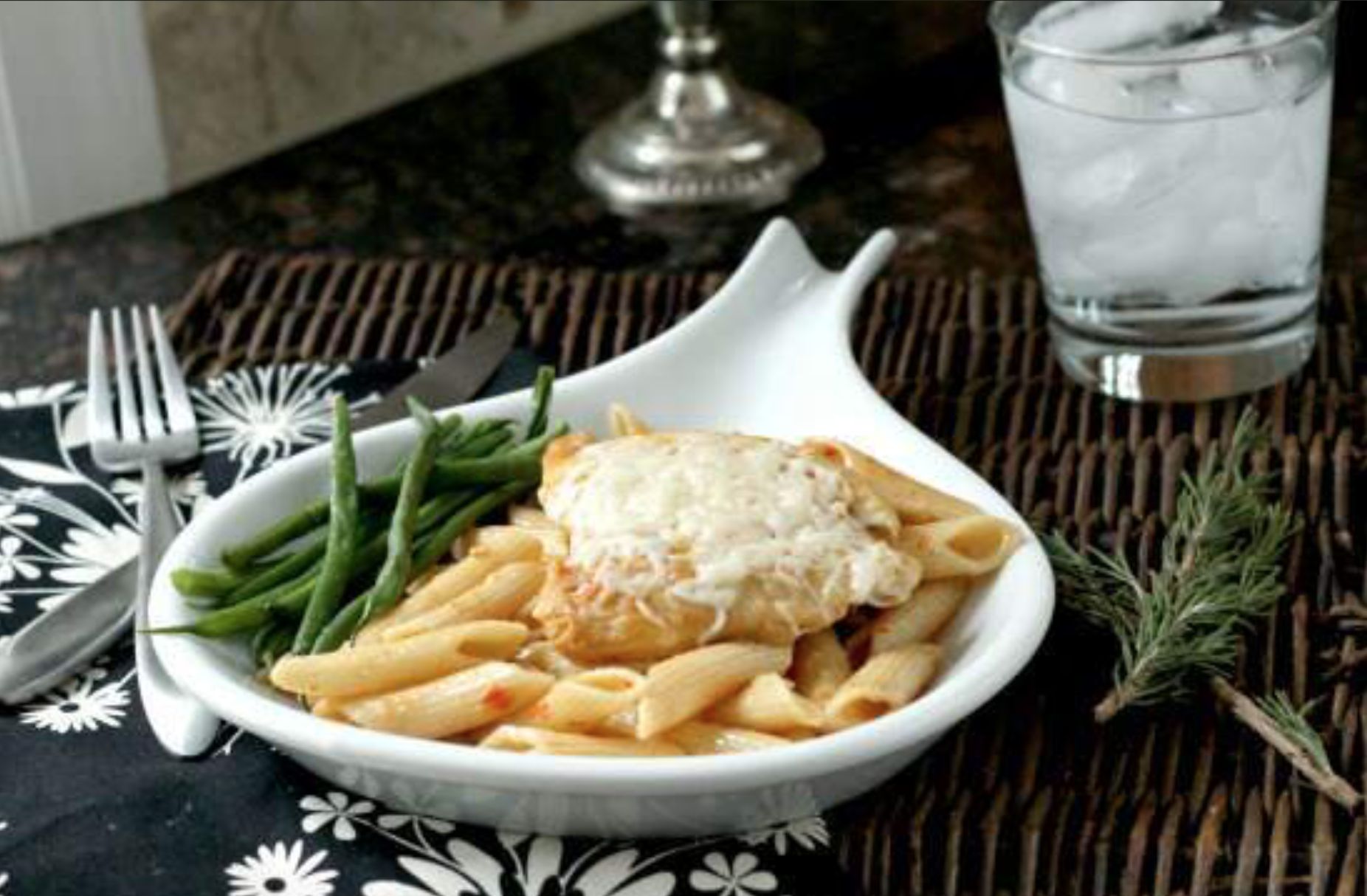 Sun-Dried Tomato & Herb Chicken Pasta