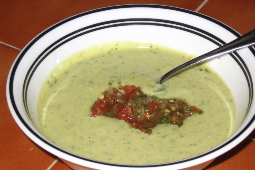 Creamy Avocado & Mushroom Soup