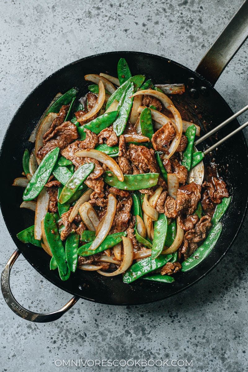 Kangaroo Fillet Stir-Fry with Finger Lime and Snow Peas