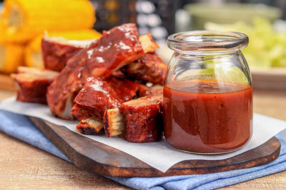Grilled Smoky Ribs with Classic BBQ Sauce