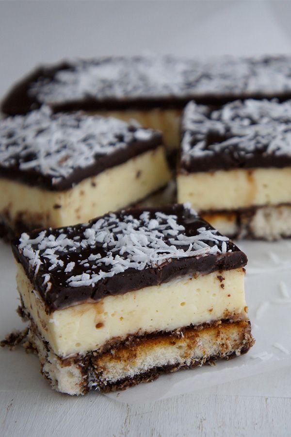 Slow-Cooked Lamington Cheesecake