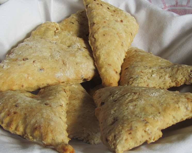 Veggie-Packed Damper with Bush Tomato Relish