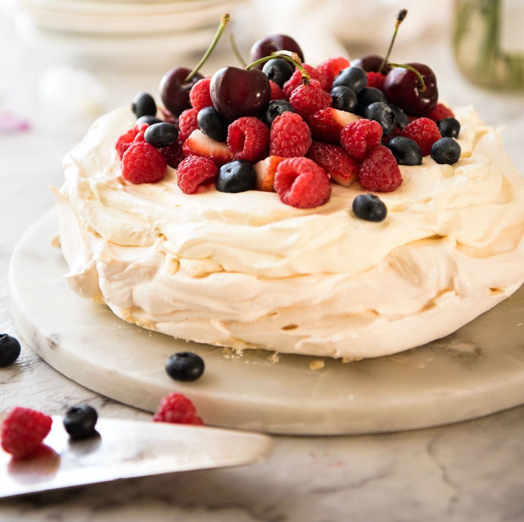 Wattle Seed and Davidson's Plum Pavlova