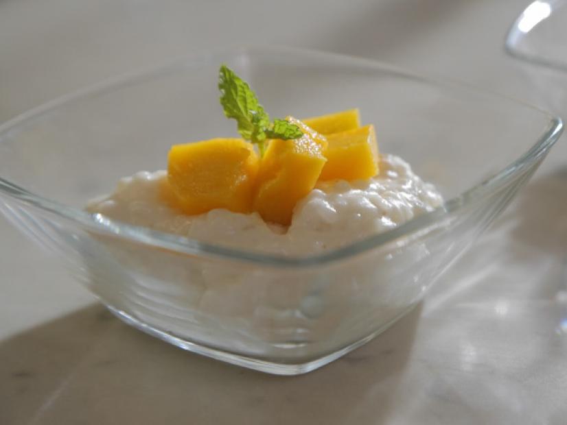 Sheet Pan Mango Coconut Rice Pudding