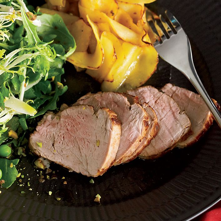 Grilled Lemon-Rosemary Pork Tenderloin with Asparagus and Cherry Tomatoes