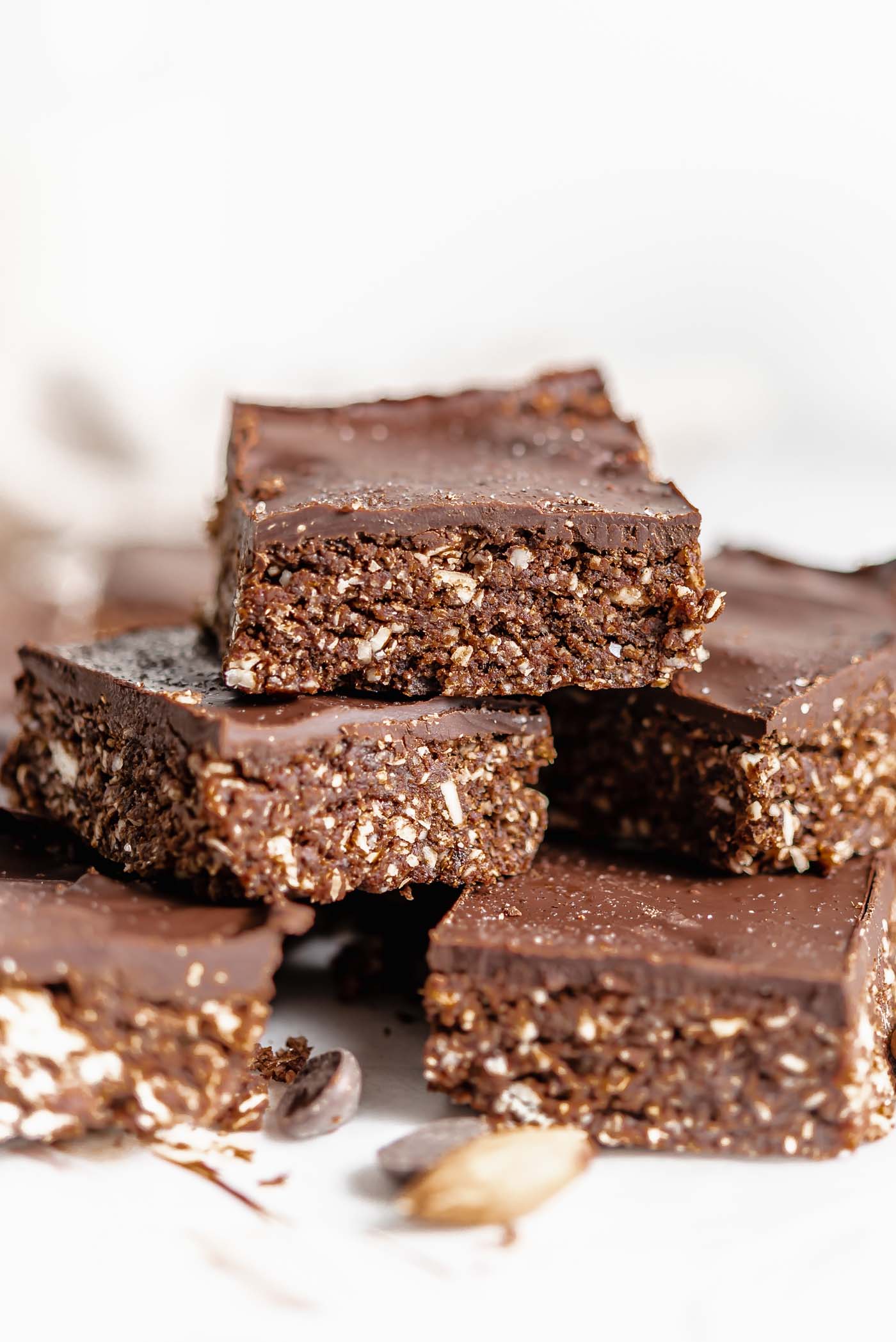 No-Bake Chocolate Almond Oat Bars