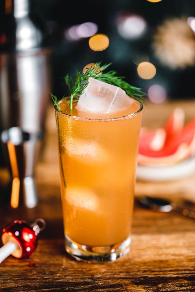 Spiced Rum and Grapefruit Highball