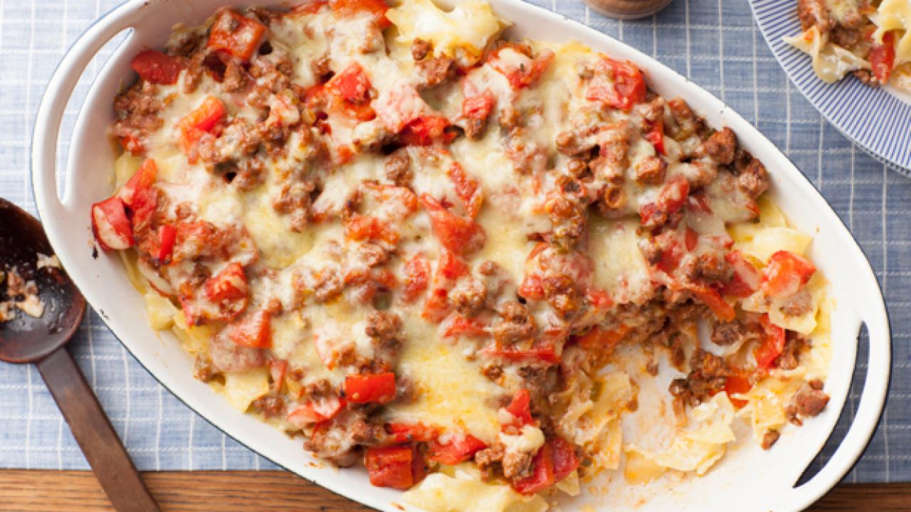 Spicy Beef & Bell Pepper Casserole with Cheddar