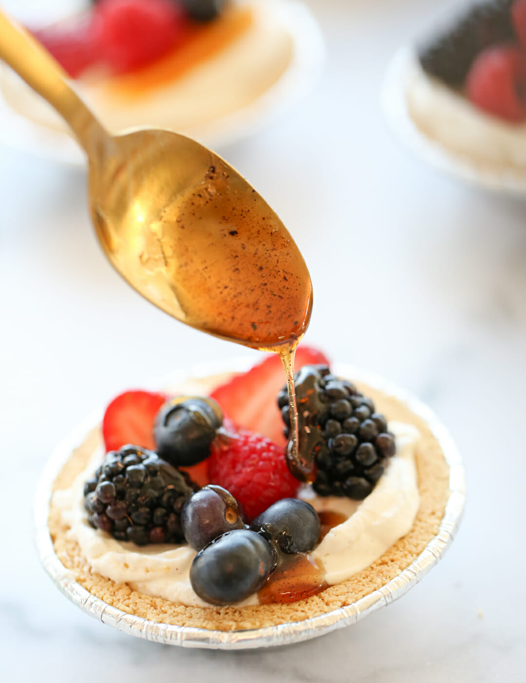 No-Bake Honey Vanilla Mascarpone Pie