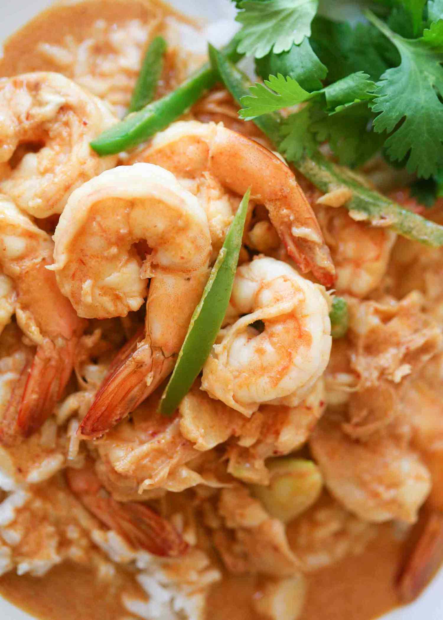 Sautéed Shrimp with Garlic and Coconut Milk