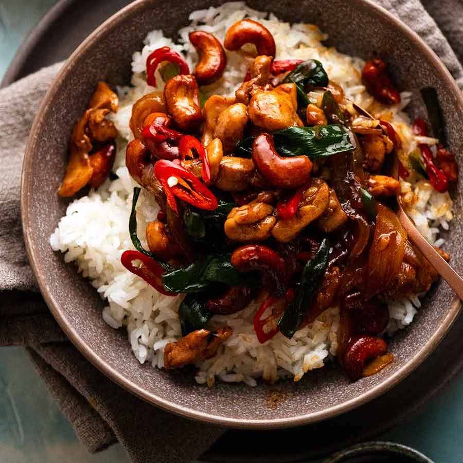 Chicken Stir-Fry with Cashews and Ginger Soy Glaze
