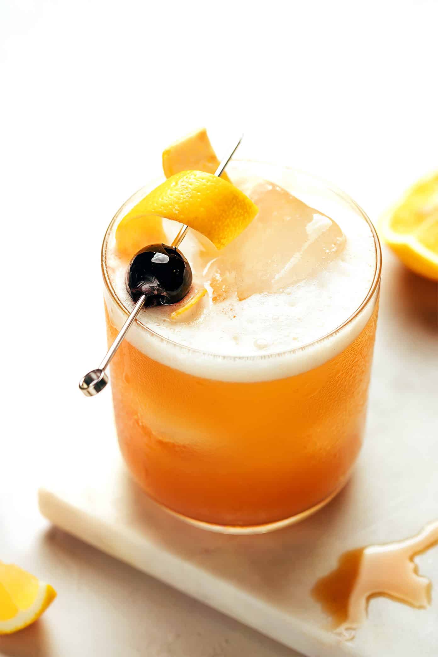 Grave Citrus Sour with Smoked Honey