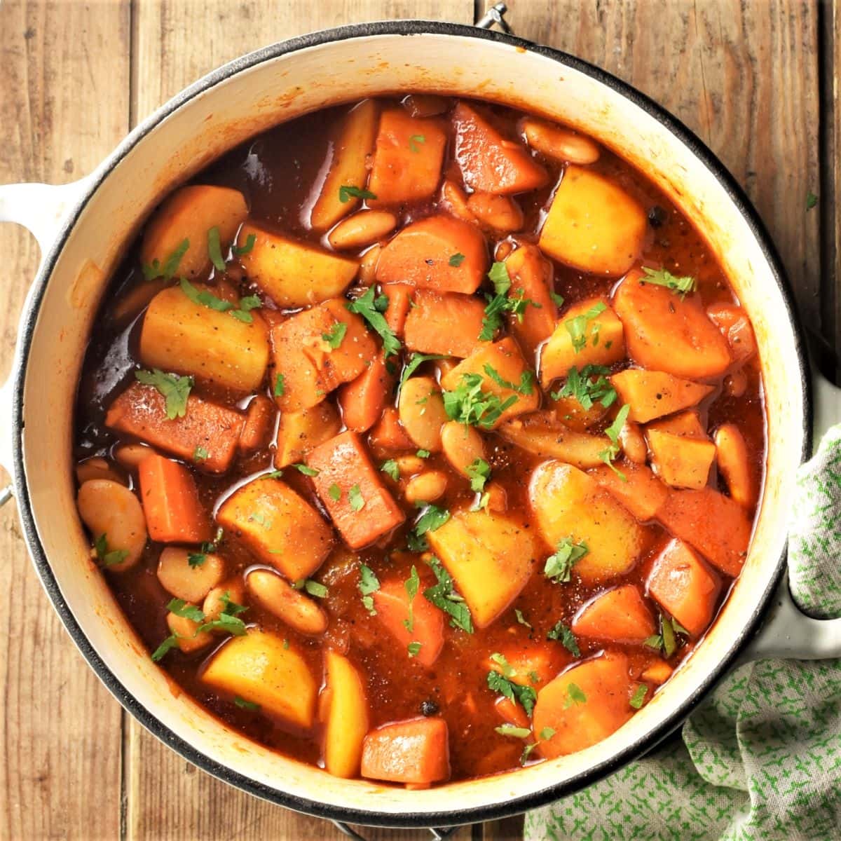 Hearty Northern Bean and Root Vegetable Stew