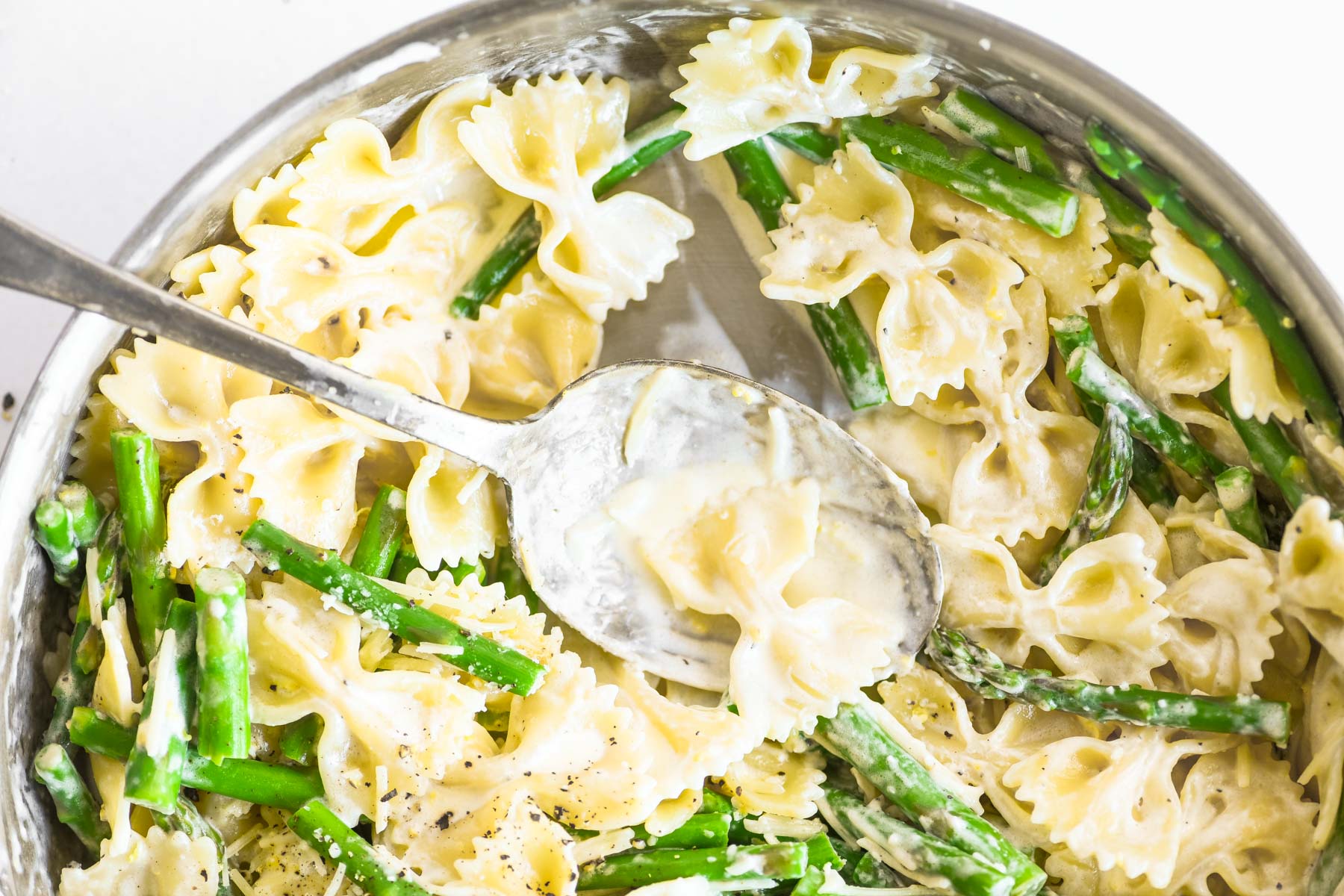 Lemony Asparagus & Pea Pasta with Fresh Herb Cream