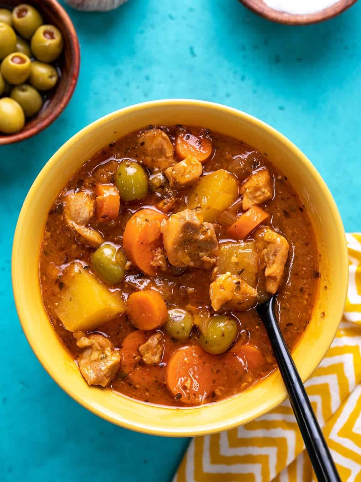 Dominican-Style Chicken Stew with Sofrito and Potatoes