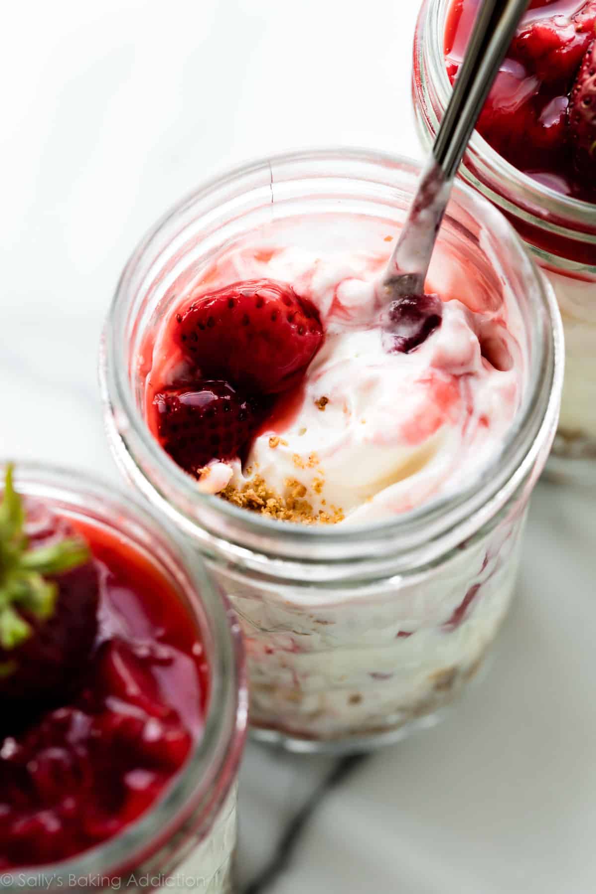 No-Bake Berry Cheesecake Jars with Graham Cracker Crust