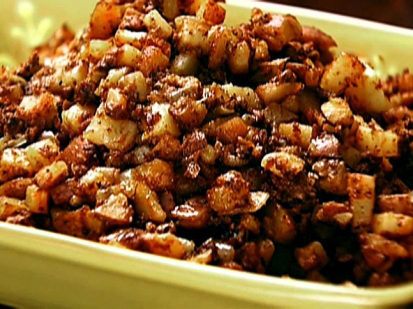 Sautéed Chorizo and Potato Spanish Skillet