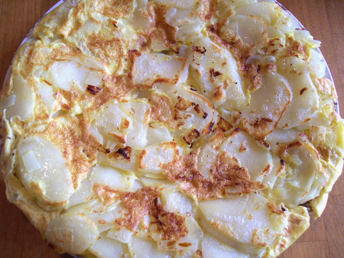 Garlic and Olive Oil Spanish Tortilla with Potatoes