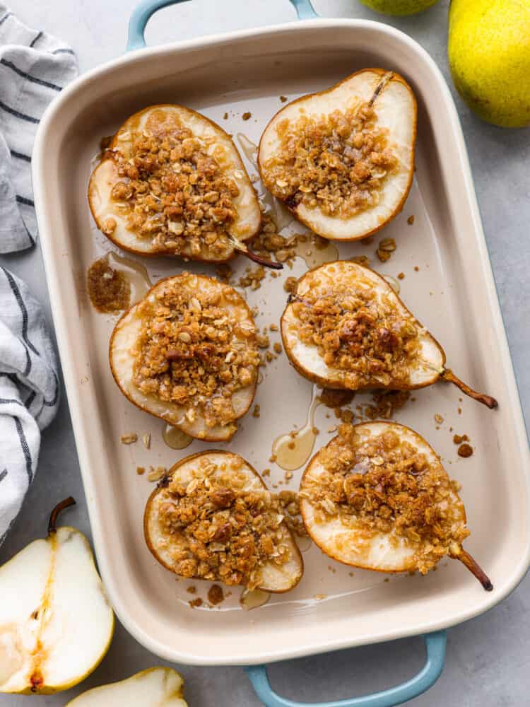 Oven-Roasted Pear with Honey and Cinnamon