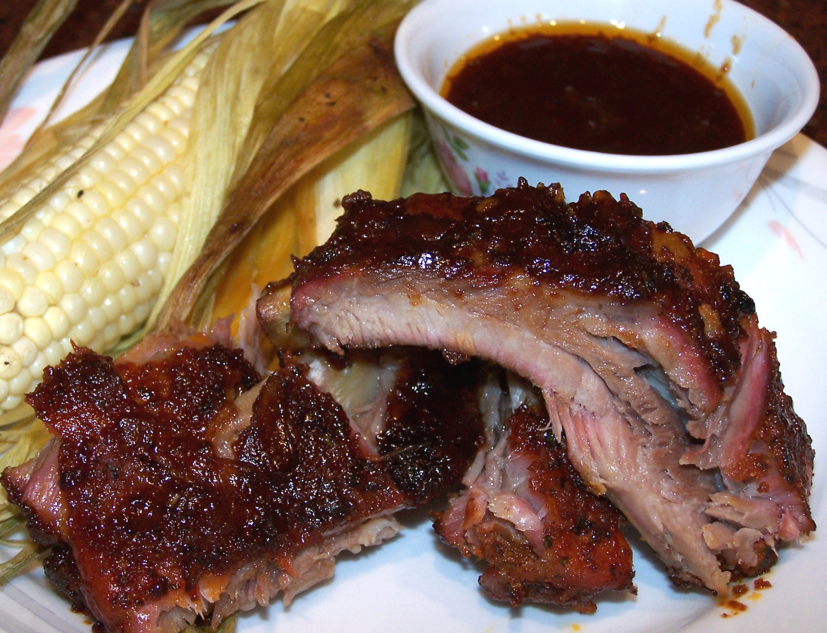 Slow-Smoked Pork Ribs with Classic Texas Dry Rub