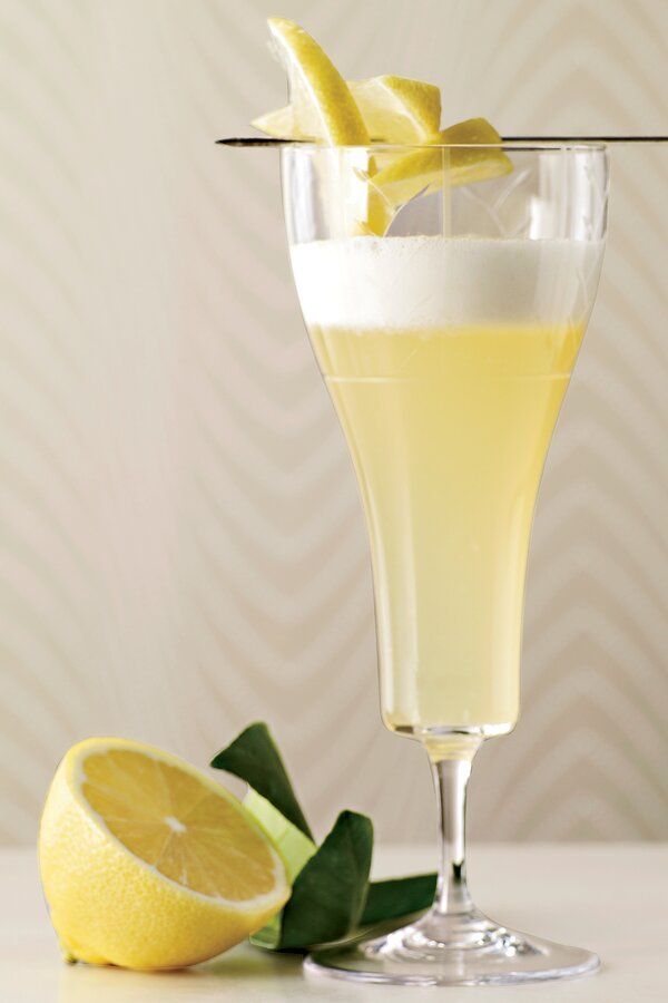 Honeyed Jasmine Gin Fizz