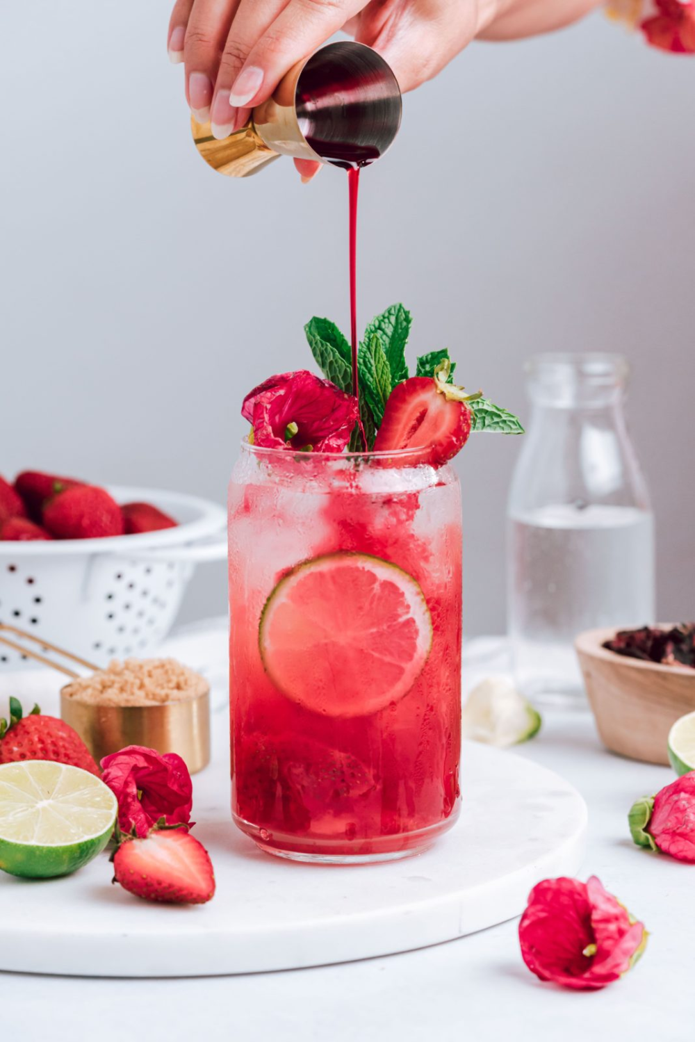 Berry Hibiscus Gin Spritz