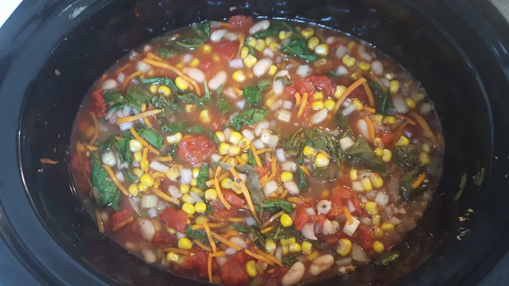 Hearty Vegetable and White Bean Soup