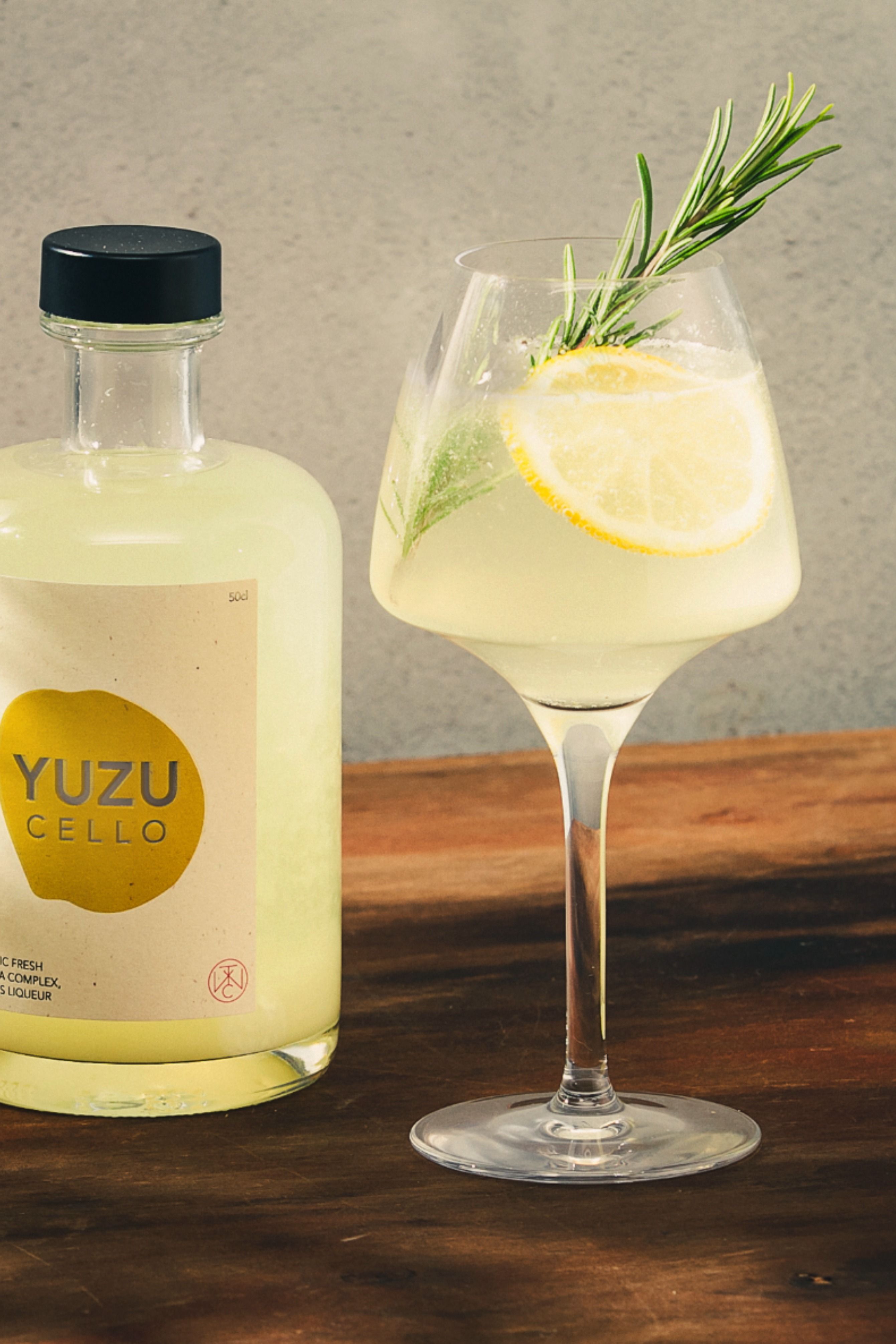 Yuzu Sake Spritz