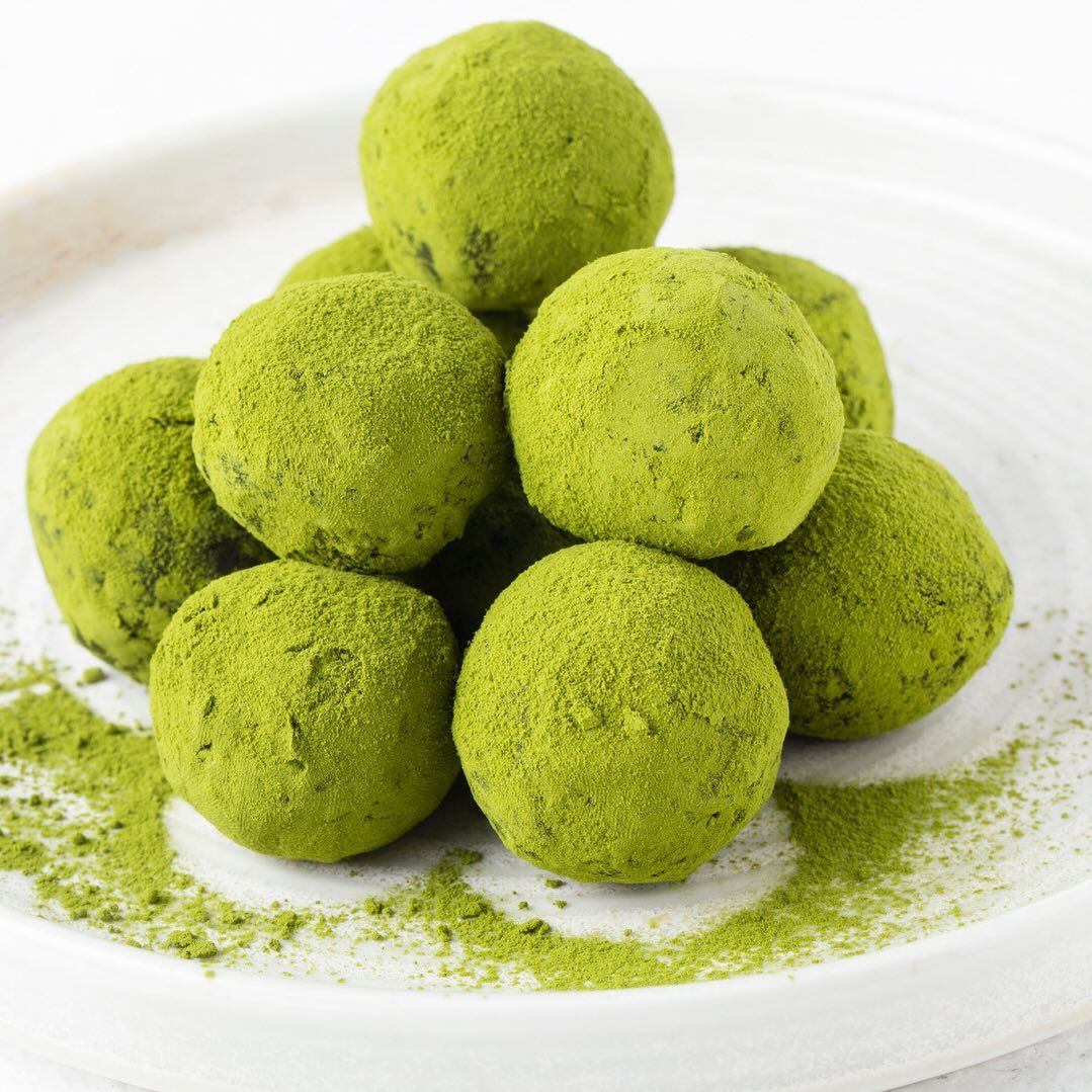 No-Bake Matcha and Coconut Energy Bites