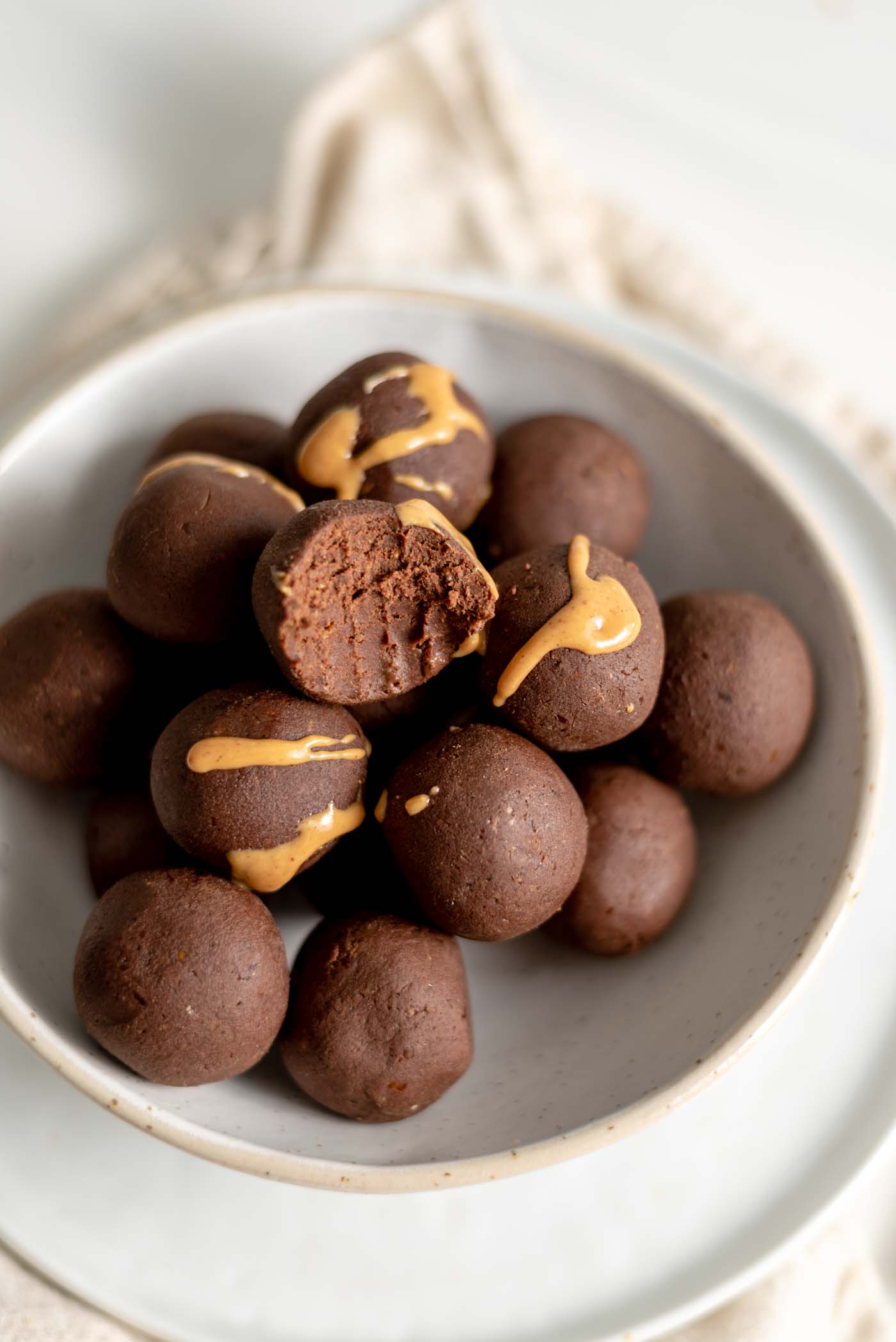 No-Bake Chocolate Peanut Butter Protein Balls