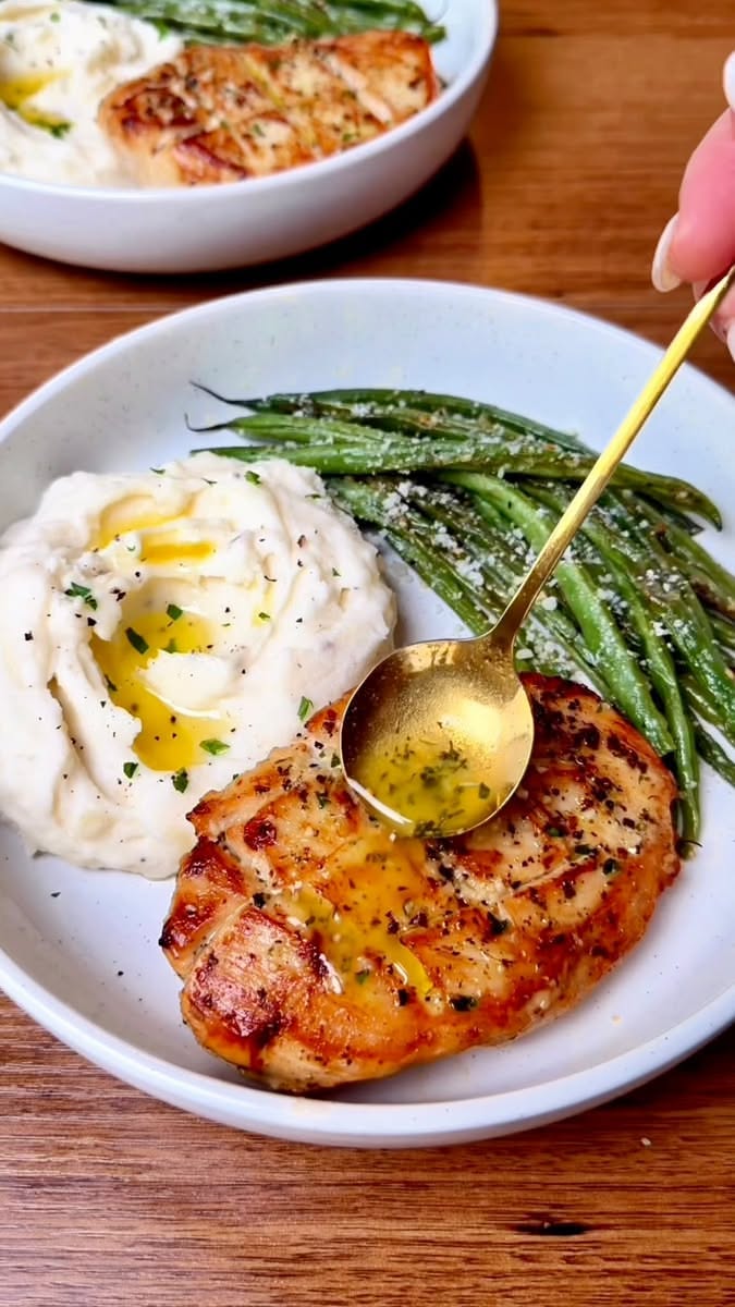 Sheet Pan Roasted Lemon-Garlic Chicken with Thyme